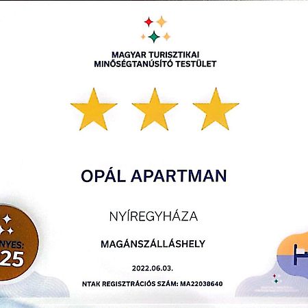 Opal Apartman Lägenhet Nyíregyháza Exteriör bild